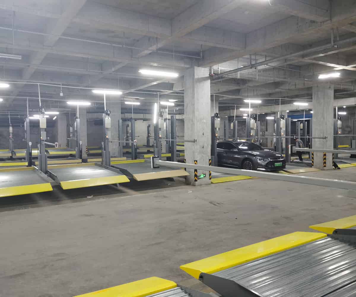 四柱機械式停車設(shè)備維保