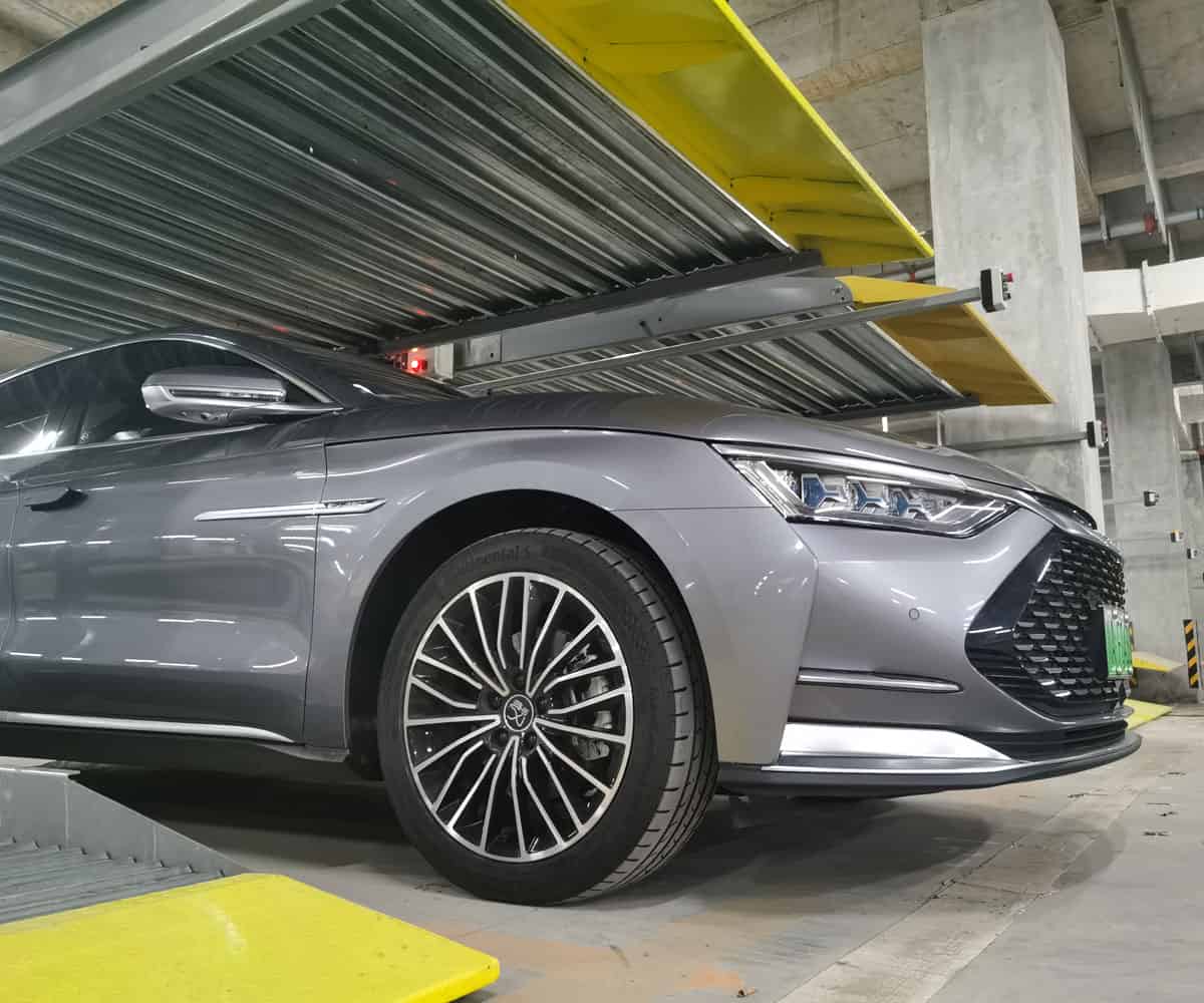 烏當區地下室兩層簡易升降類機械立體車庫